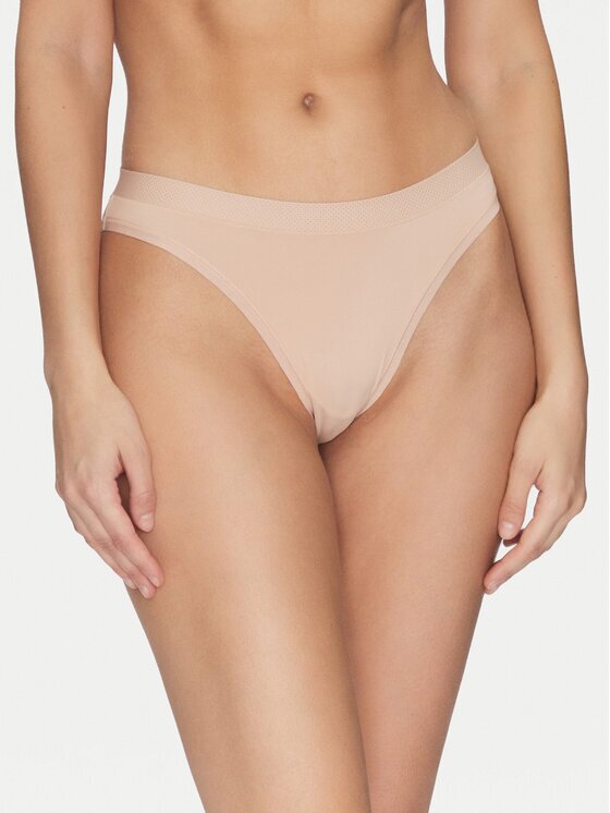 Ysabel Mora Chilot brazilian 10122