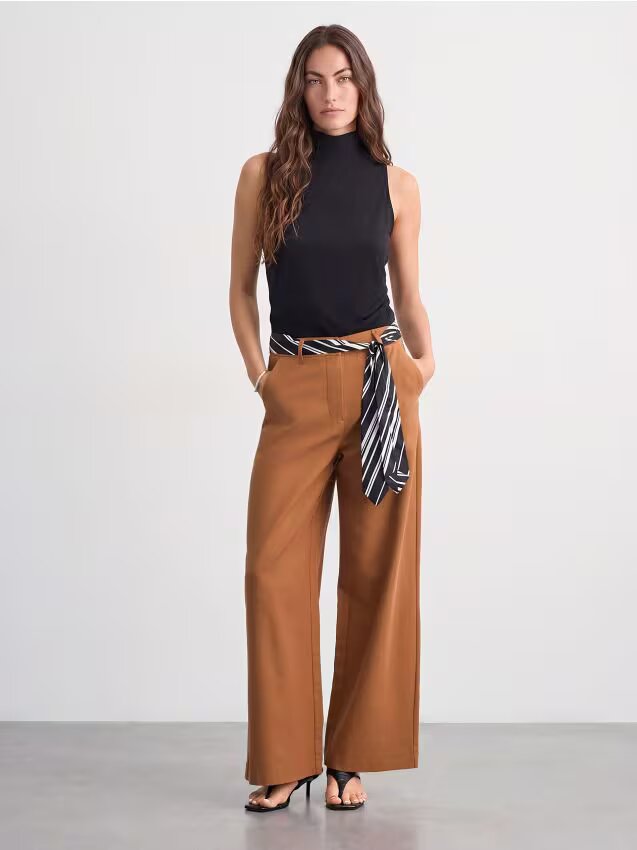 Mohito Pantaloni cu o curea decorativă