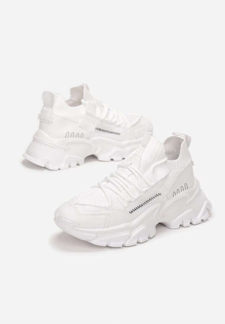  Adidași Albi Kharena