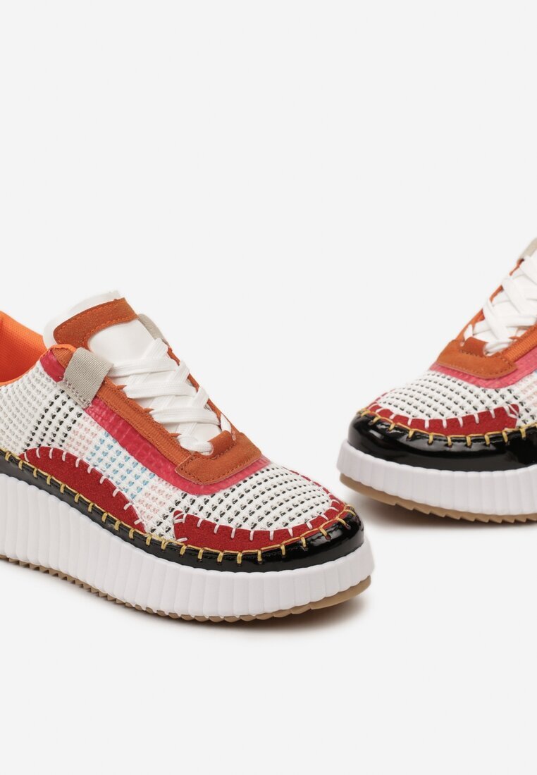  Adidași Albi-Portocalii pe Platformă decorați cu Nituri și Inserții Patchwork Jeneria