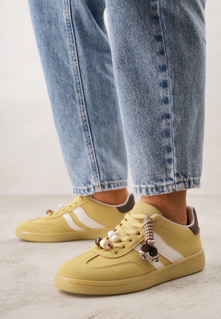  Adidași galbeni tip tenisi decorați cu mărgele Daemeli