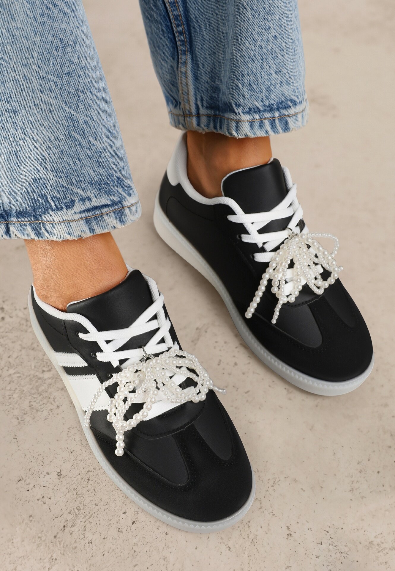 Adidași Negre Tip Tenisi Iconici cu Decorațiuni cu Perle Nalavia