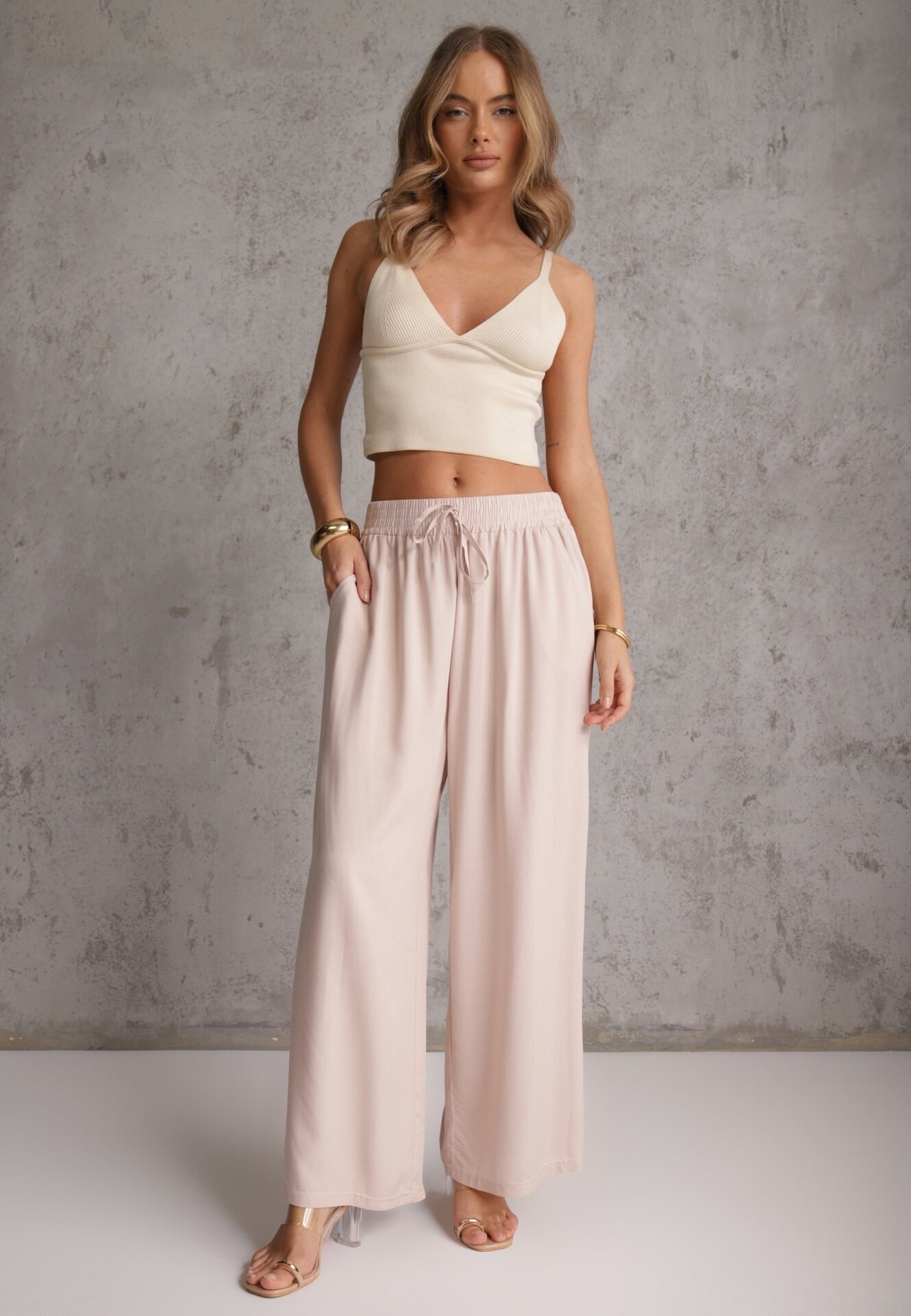 airisa Pantaloni Bej deschis Din bumbac Palazzo High Waist cu elastic în talie Gitanea