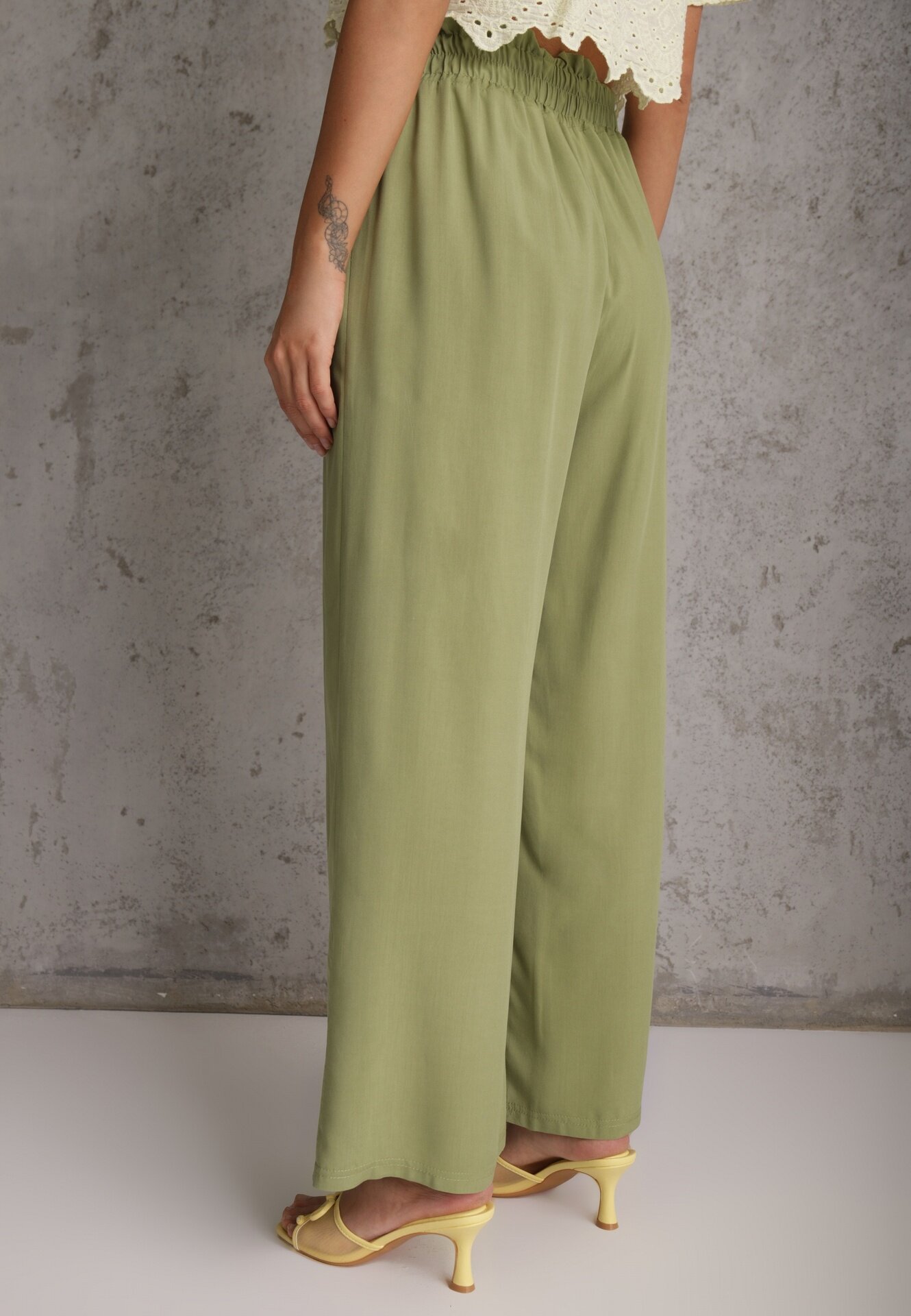airisa Pantaloni verde deschis din bumbac tip Palazzo cu talie înaltă cu elastic în talie Nelsaria