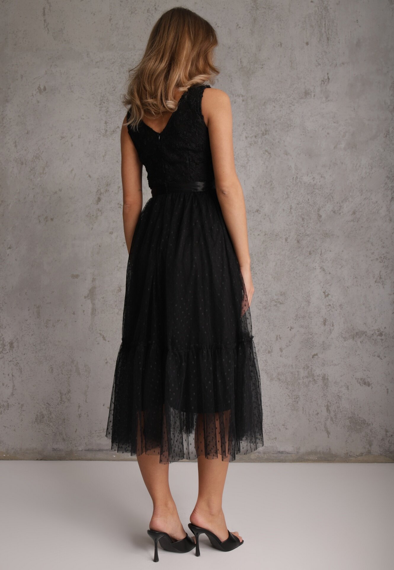 allyson Rochie negră taliată midi cu plasă decorativă Celerise