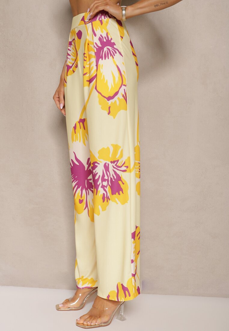allyson Set Galben Bluză Încrețită cu Croi Asimetric și Pantaloni Largi cu Imprimeu Floral Linidia