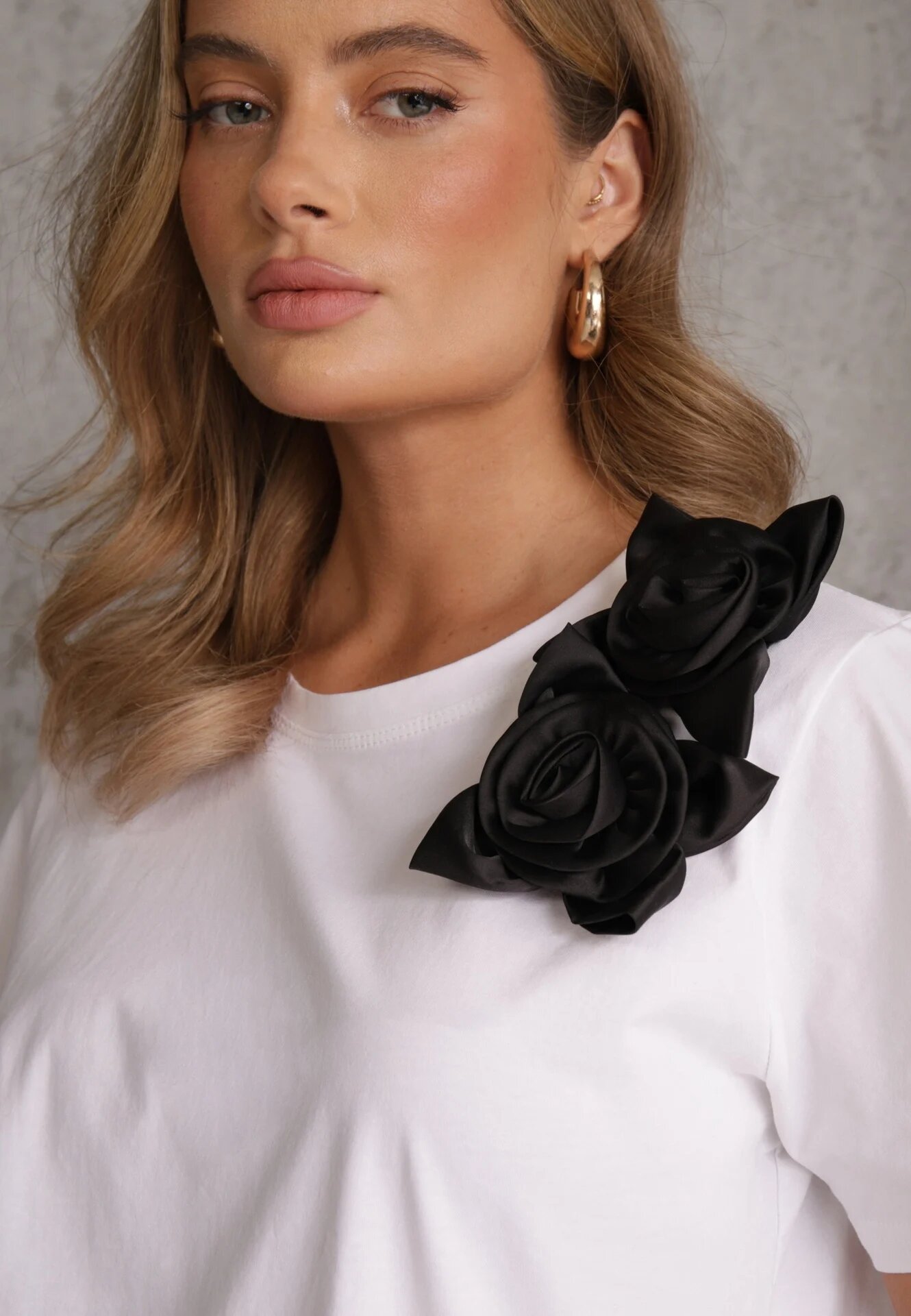 ambitionfly Tricou Alb-Negru Din bumbac Cu croială clasică cu aplicații florale 3D Morgane