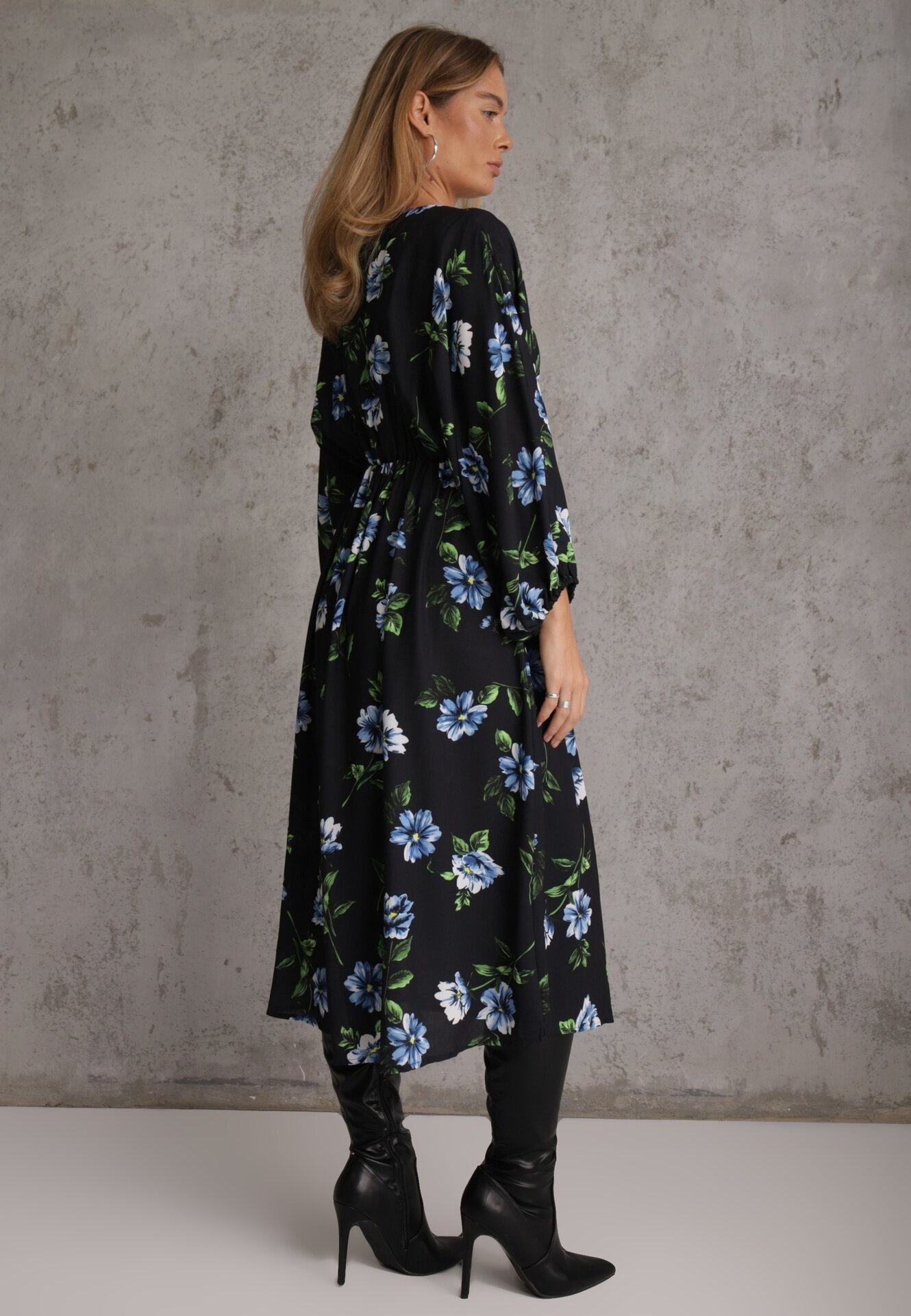 ann gissy Rochie Midi Negru-Albastră Florală cu croi evazat și mâneci liliac Jervia