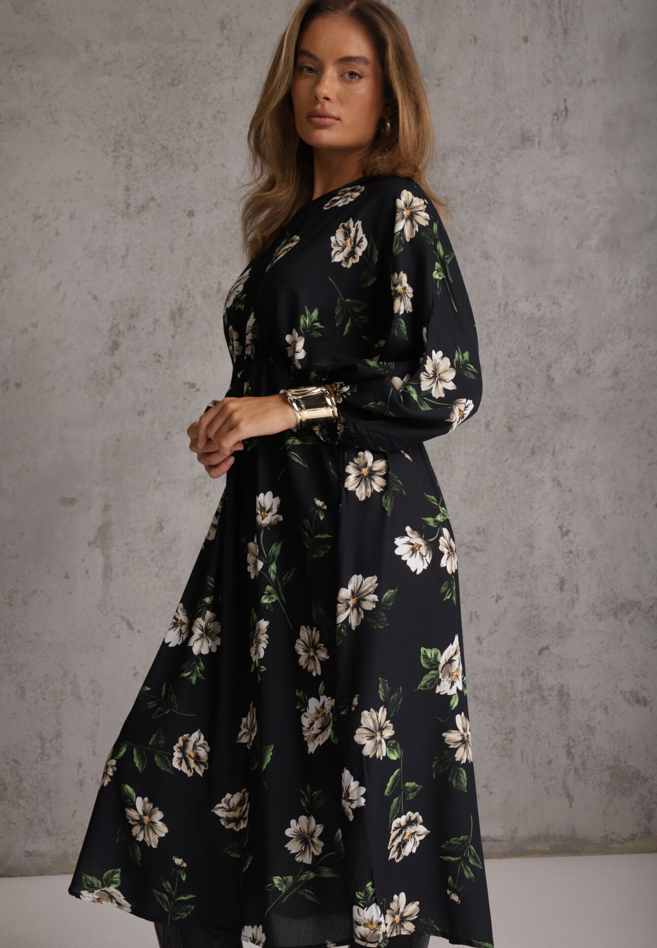 ann gissy Rochie Midi Negru-Bej Florală cu Croială Cloș cu Mâneci Liliac Jervia