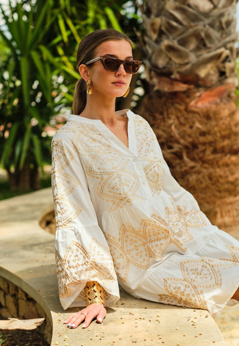 bisou's project Rochie Albă Brodată Cloș cu Mânecă Largă Kalee