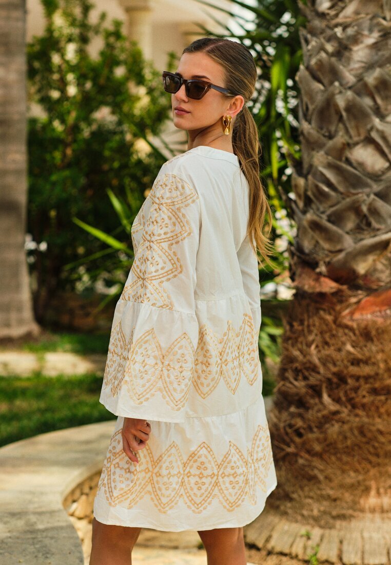 bisou's project Rochie Albă Brodată Cloș cu Mânecă Largă Kalee