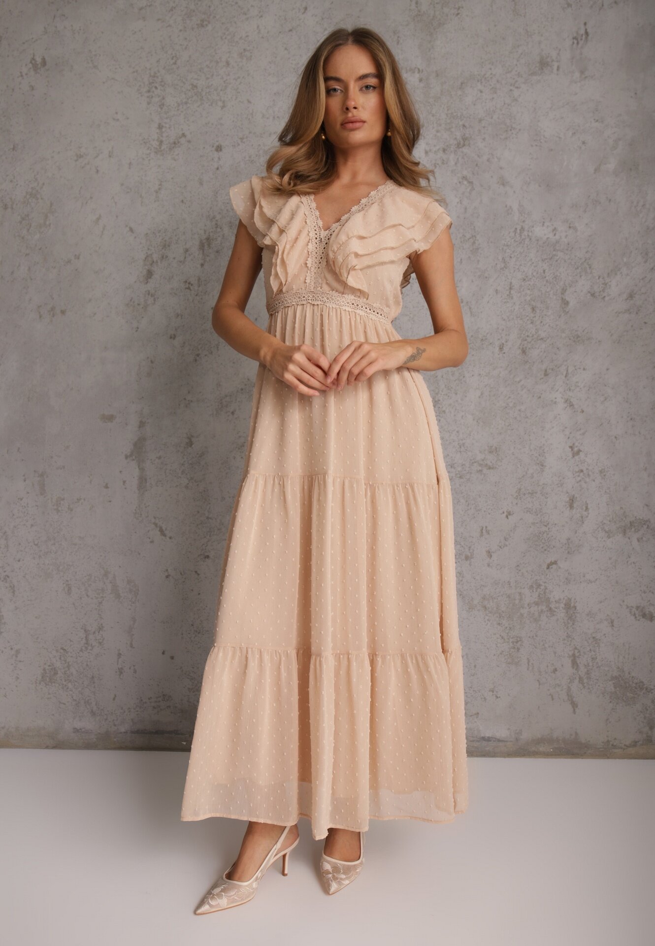 bisou's project Rochie Bej Iriope