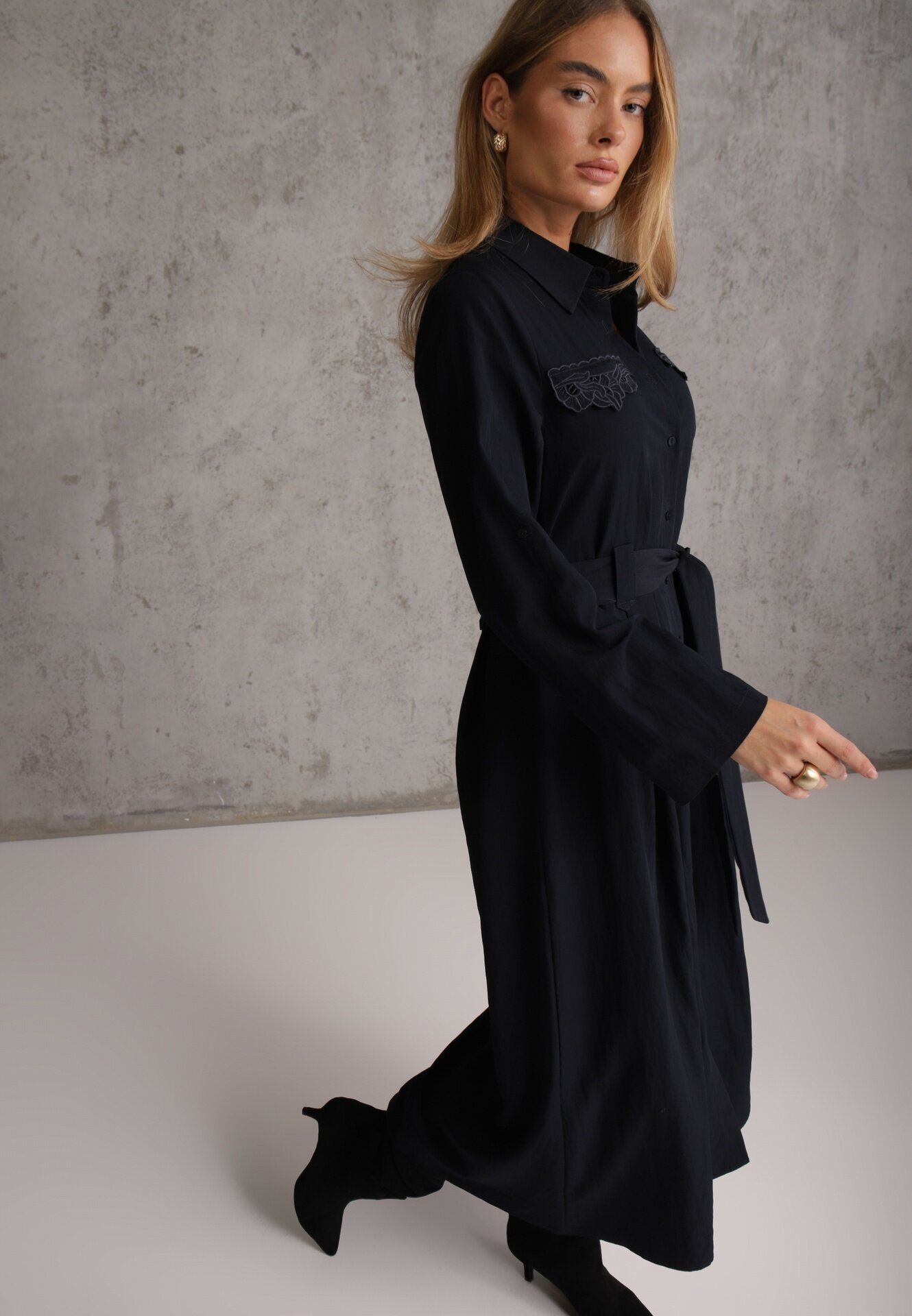 bisou's project Rochie cămașă evazată cu curea și inserții cu broderie din viscoză Nireval Bleumarin
