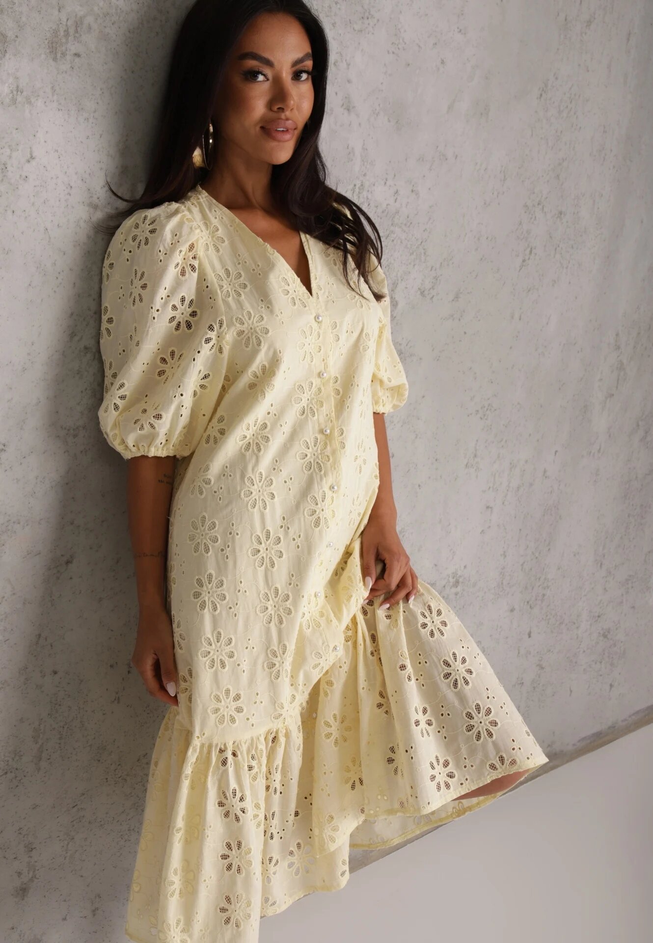 bisou's project Rochie cu nasturi din bumbac cu model floral ajurat Bamese Galbenă