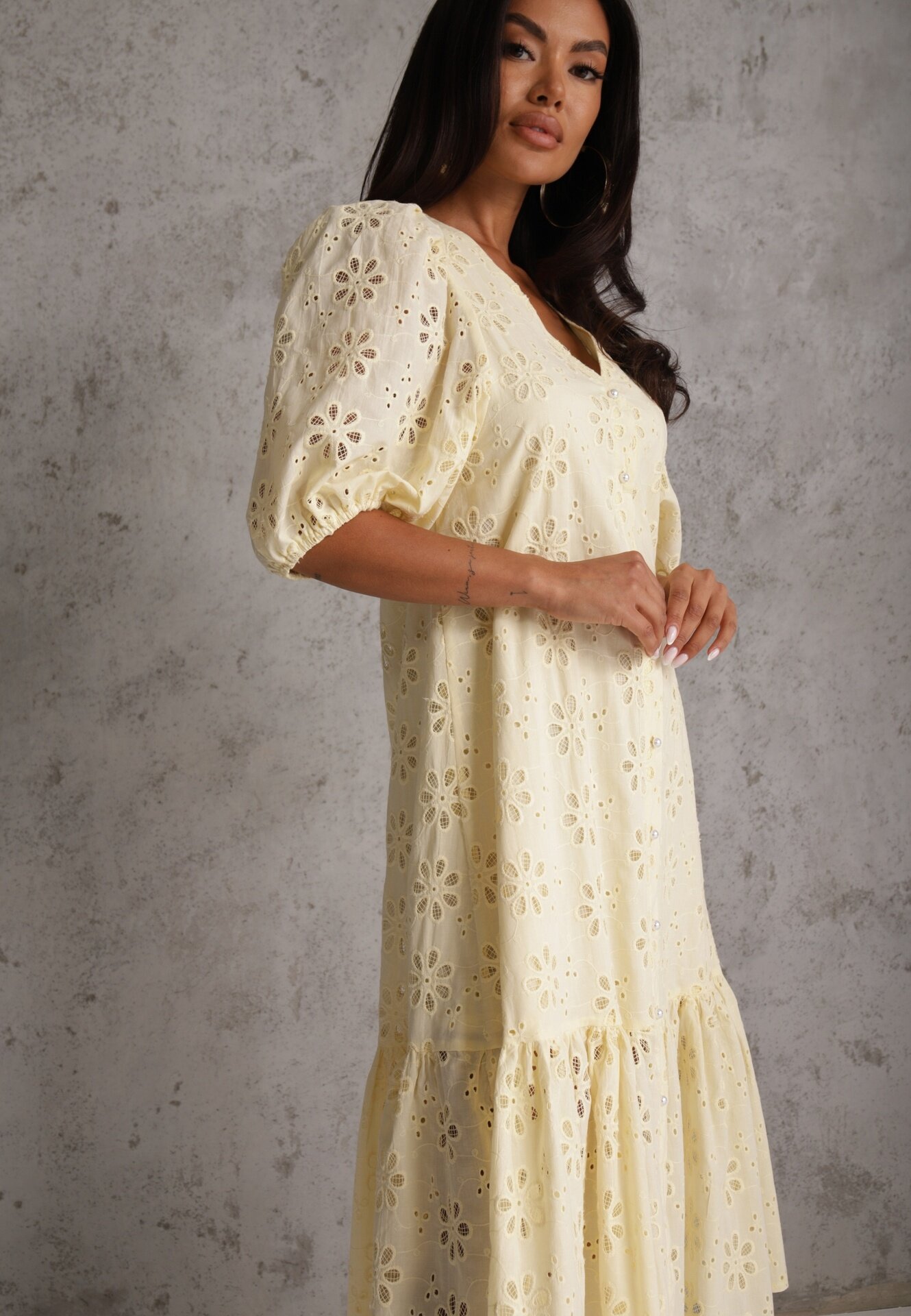 bisou's project Rochie cu nasturi din bumbac cu model floral ajurat Bamese Galbenă