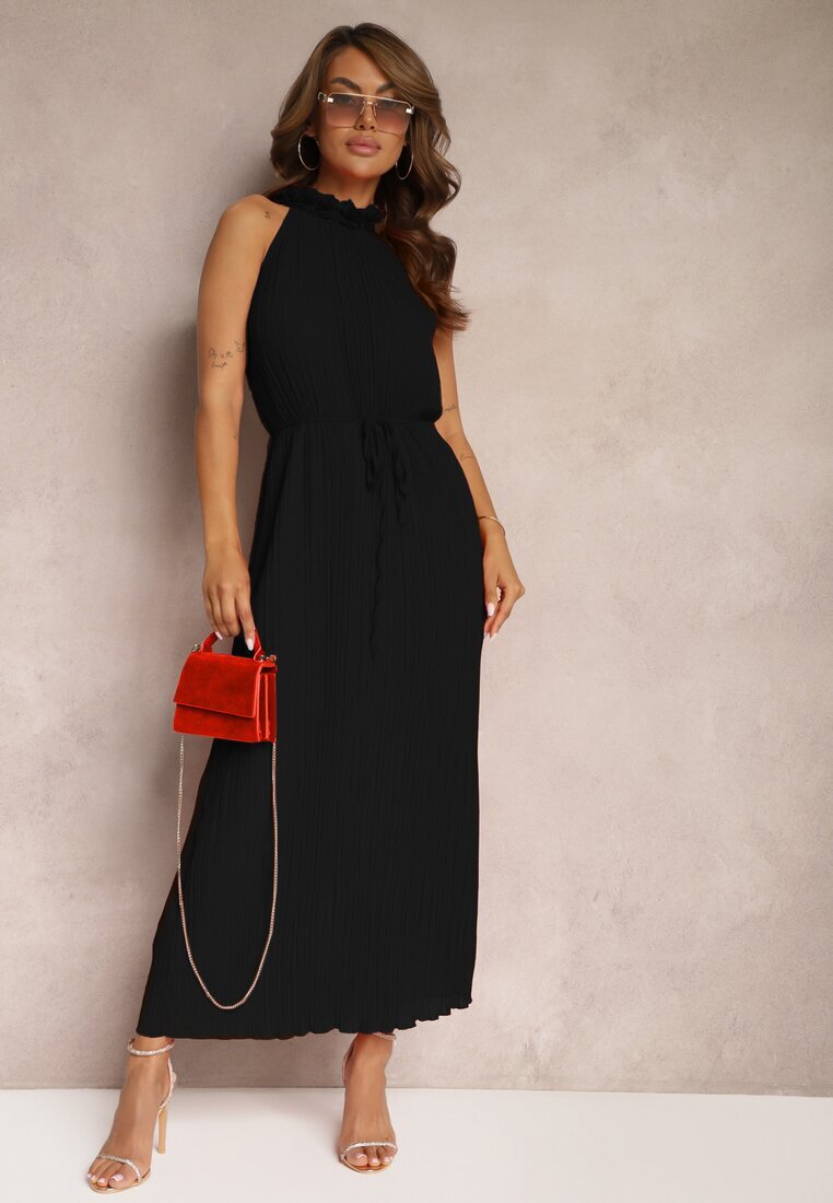 bisou's project Rochie Negră cu Decolteu Halter cu Curea din Material în Talie și Aplicații 3D Dimnnia