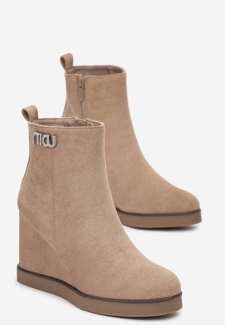  Botine bej închis cu decorație din zirconii pe pană Calgrana
