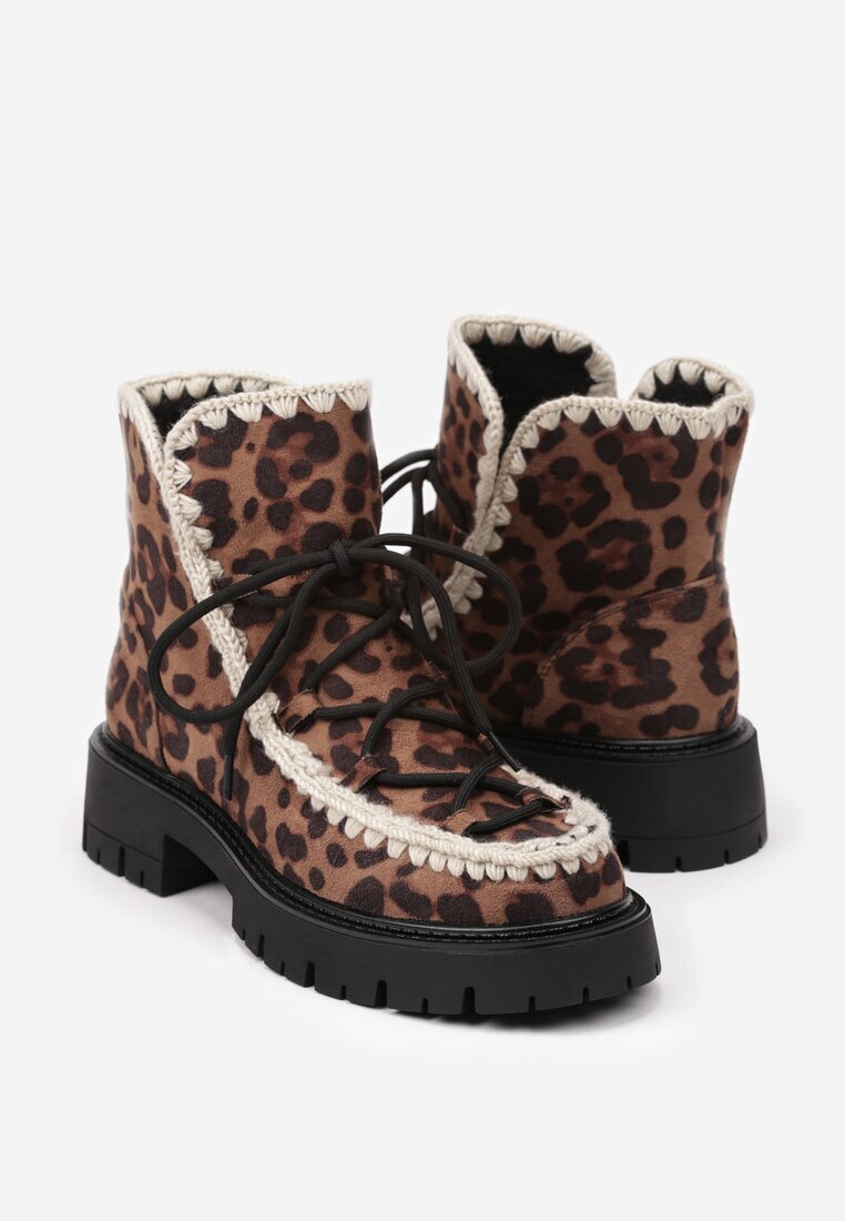  Botine Maro din piele intoarsă ecologică cu imprimeu leopard cu un set suplimentar de șireturi decorate cu broderie Noledi