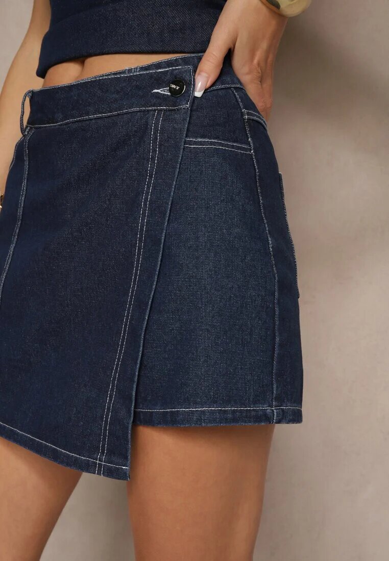 by may Fustă-Pantaloni scurți din denim bleumarin asimetrici decorați cu cusături Lisanithra