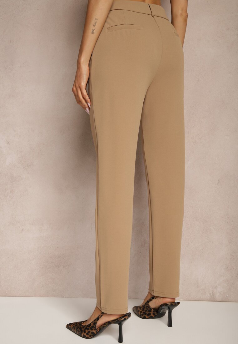 by swan Pantaloni bej închis din viscoză cu croială de costum High Waist Senaridra