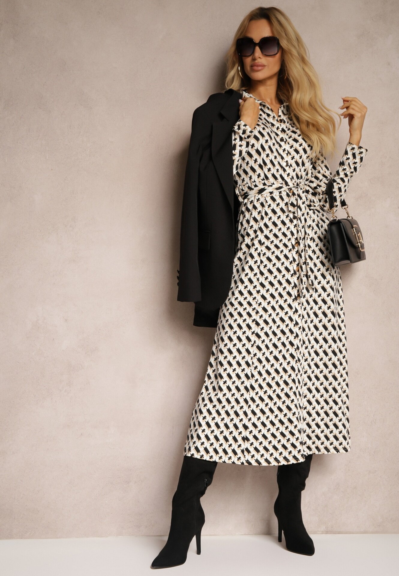 by swan Rochie Bej Thronthise
