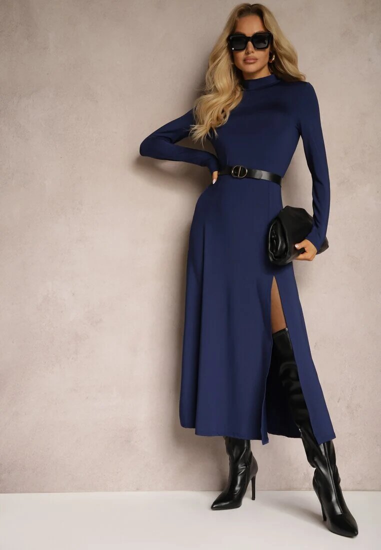 by swan Rochie bleumarin cambrată cu șliț pe lateral și guler tip maletă Saimara