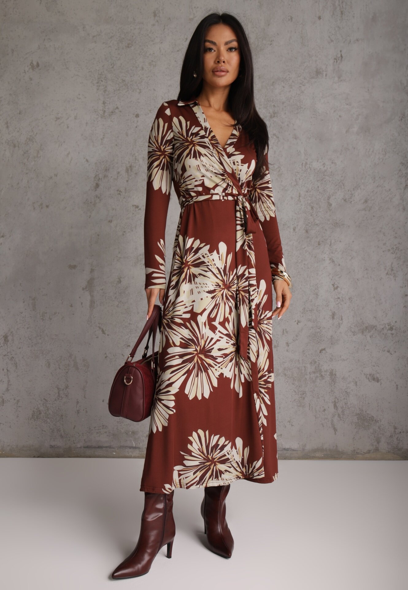 by swan Rochie din viscoză cu flori și decolteu petrecut Joviene Bordo