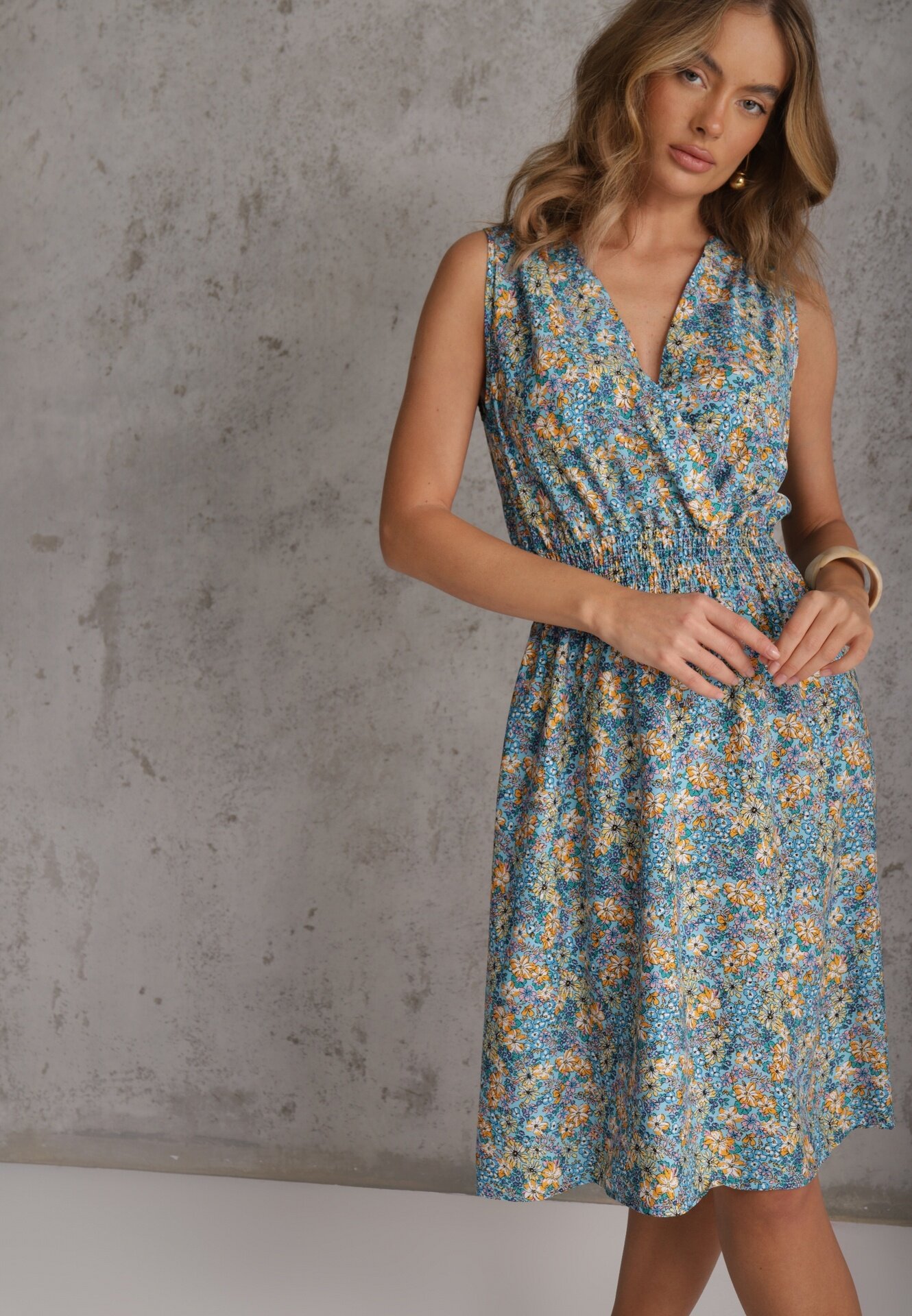 cflo Rochie Florală Albastră deschis Midi din Viscoză Fără Mâneci cu Elastic în Talie Sarunna