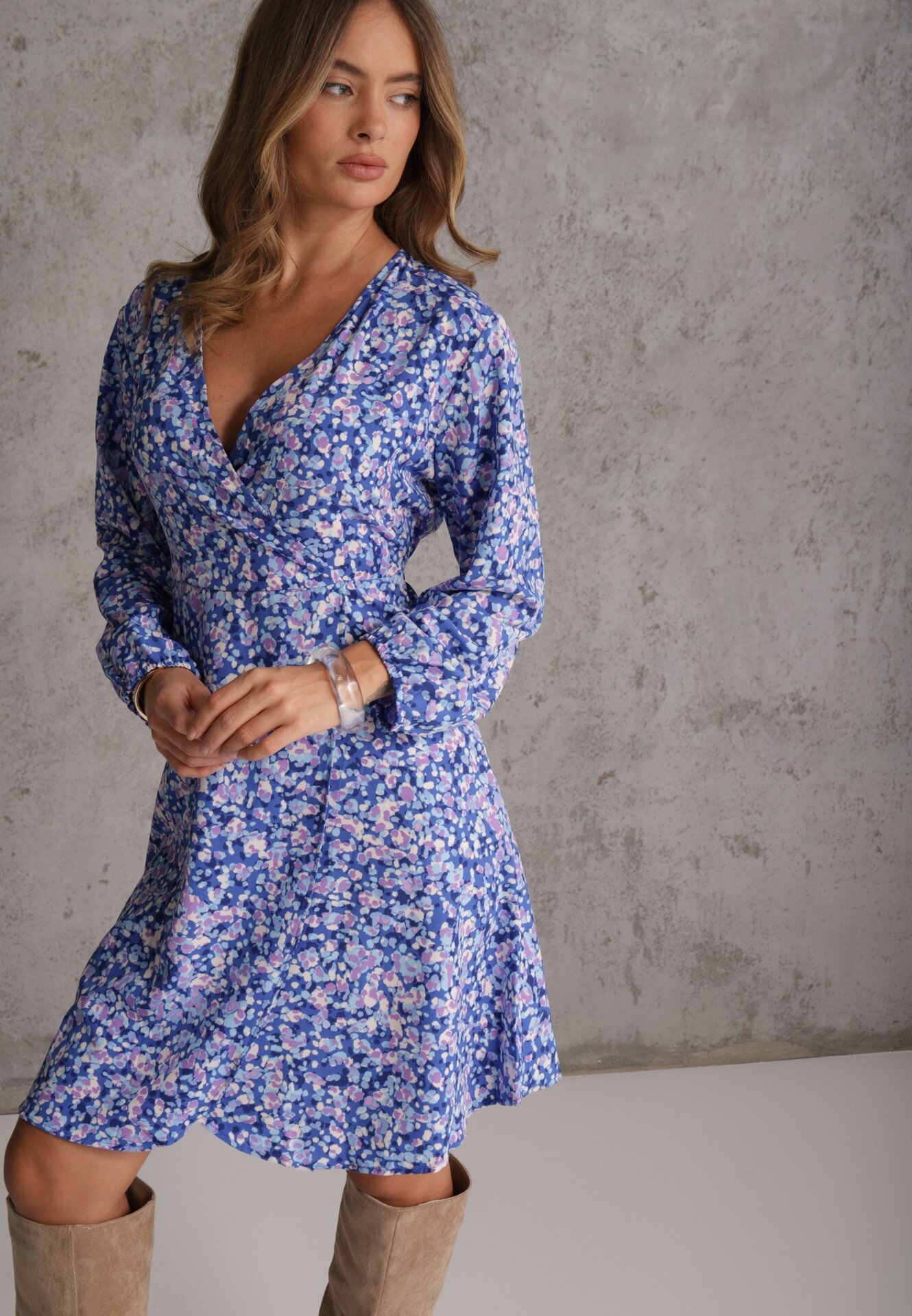 christy Rochie Bleumarin Midi cu Decolteu petrecut și Elastic în talie Sorioli