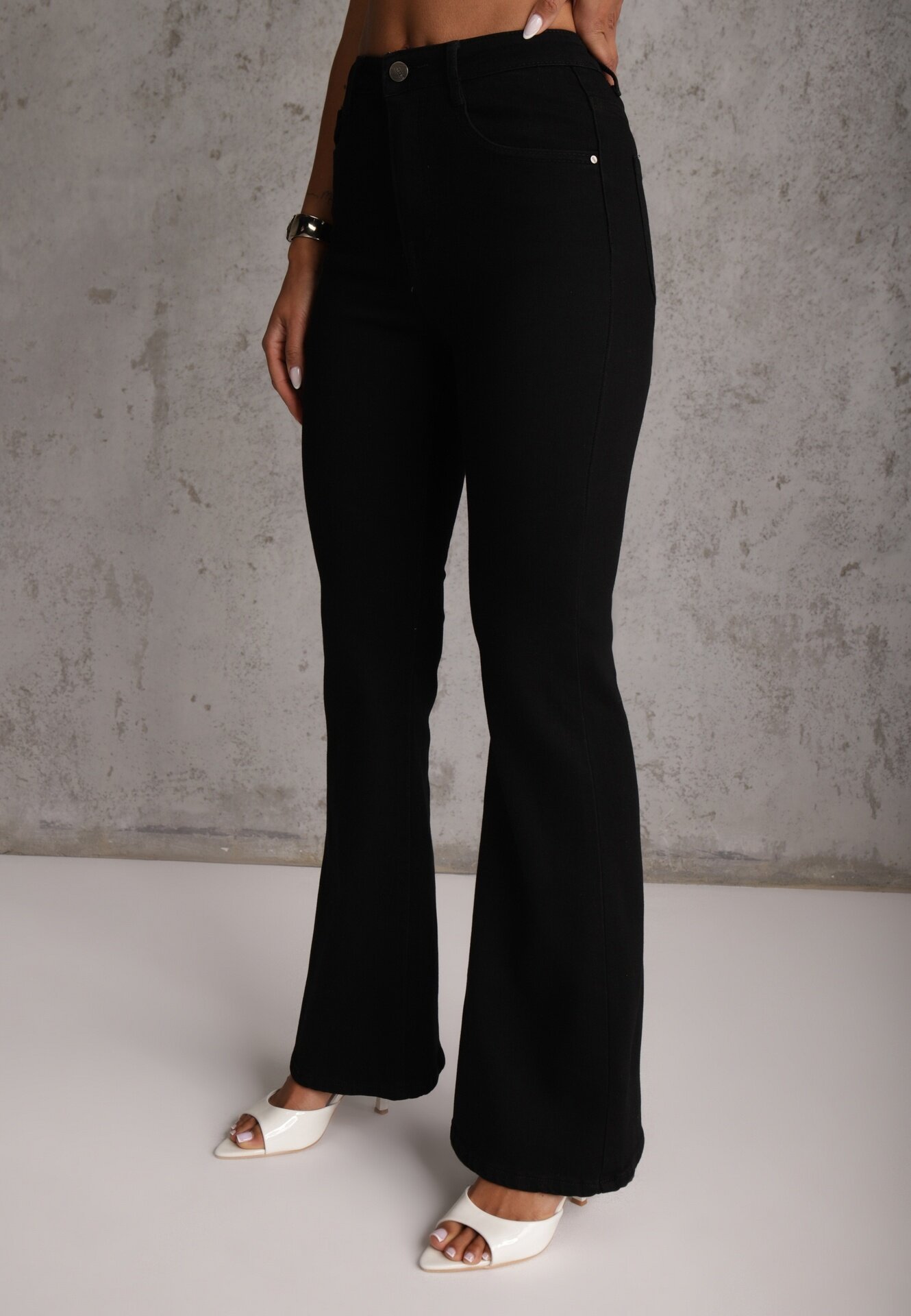 daysie Blugi Negri Regular Waist Tip Clopot Tendrre