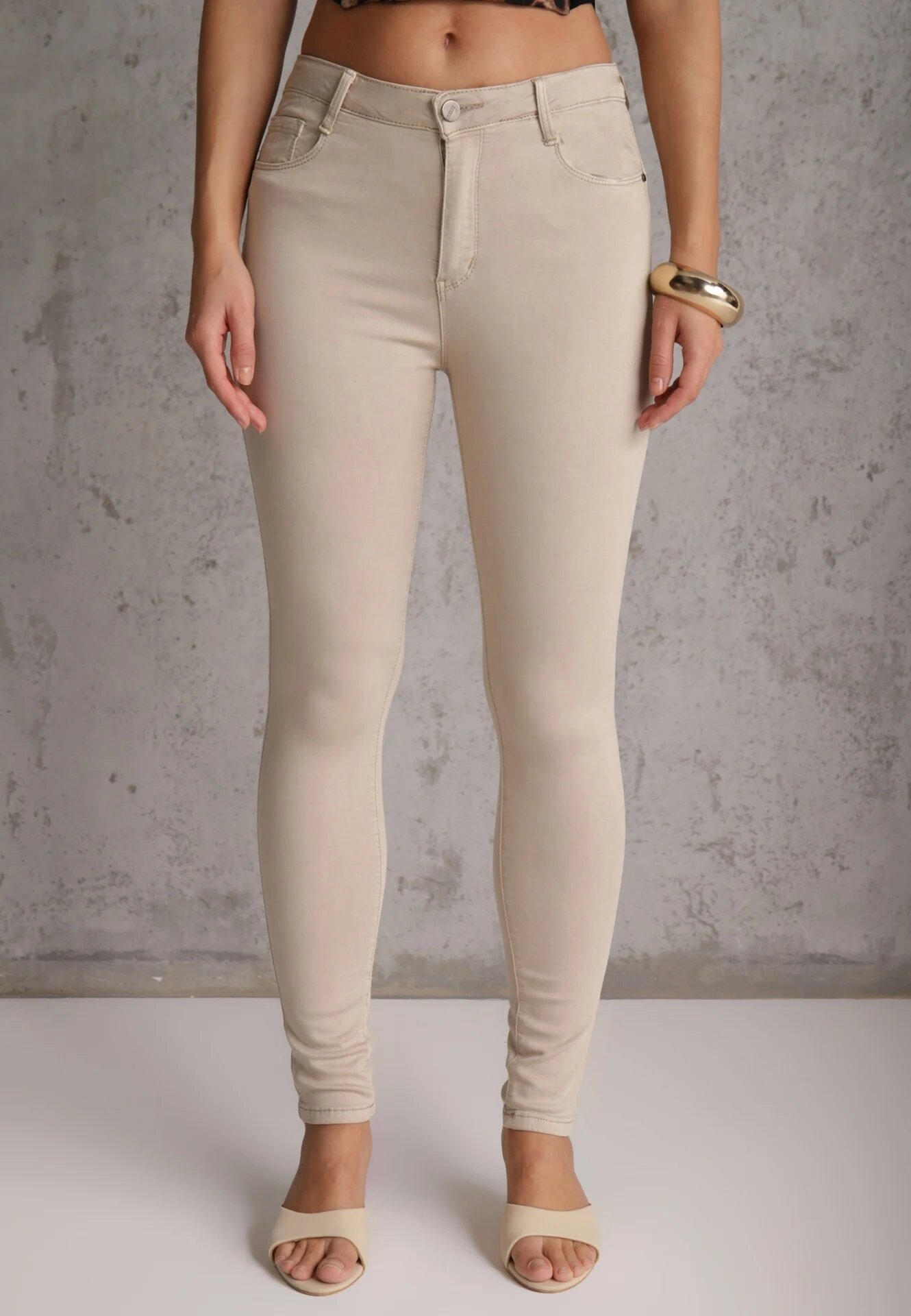 daysie Pantaloni Bej Skinny cu talie înaltă și eșarfă decorativă Hyadia
