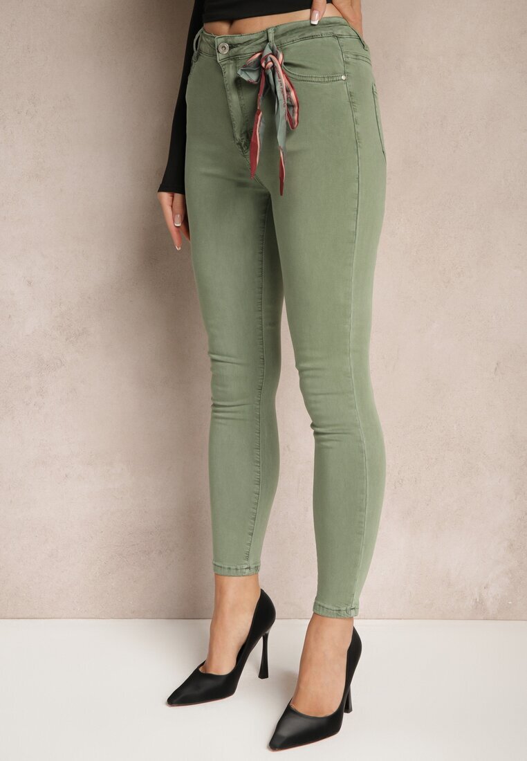 daysie Pantaloni skinny verde închis cu talie înaltă și eșarfă decorativă Hyadia