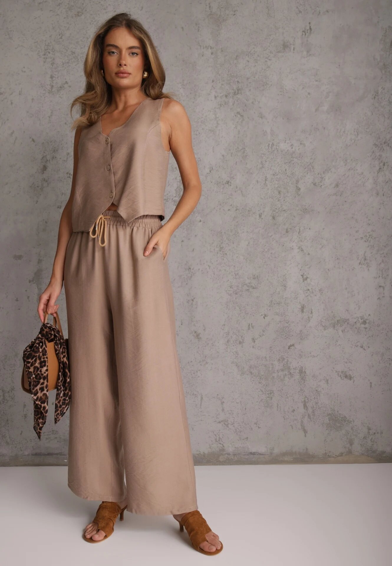 defox Compleu de vară din vâscoză vestă de costum și pantaloni wide leg Norelis Bej