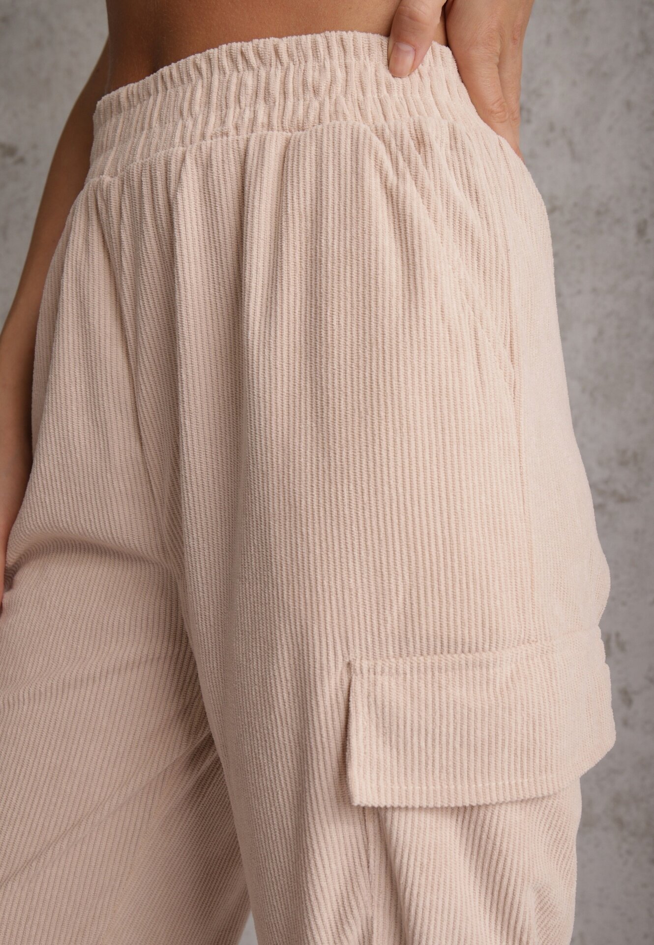defox Pantaloni Bej Tip Cargo High Waist Worseli