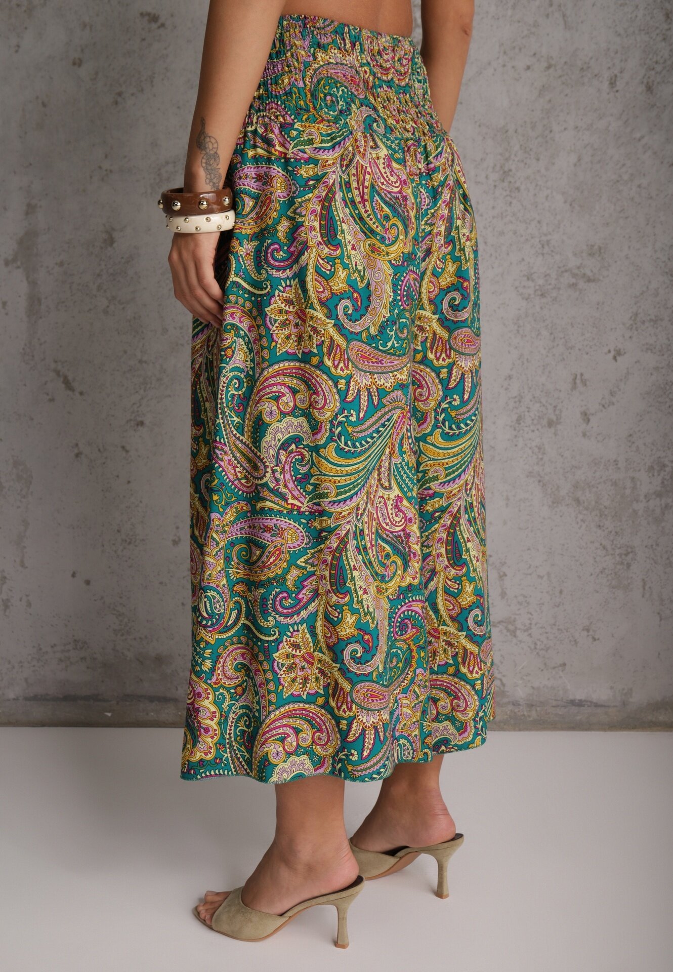 defox Pantaloni Culottes Verzi din Țesătură de Bumbac Decorați cu Model Paisley Gwinamas