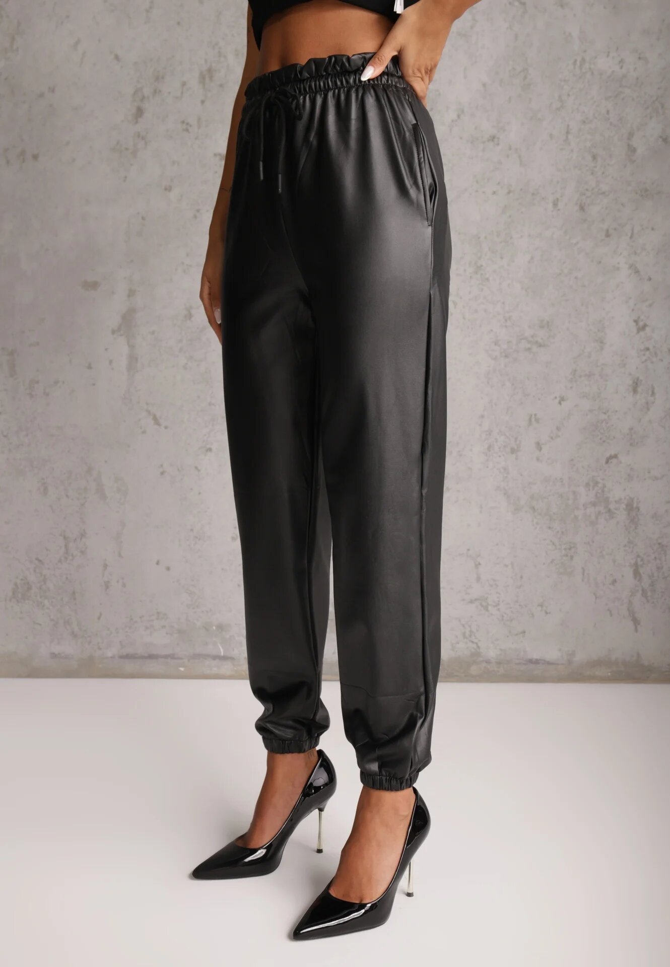 defox Pantaloni Negri Căptușiți cu Fleece cu elastic în talie și la glezne Franira