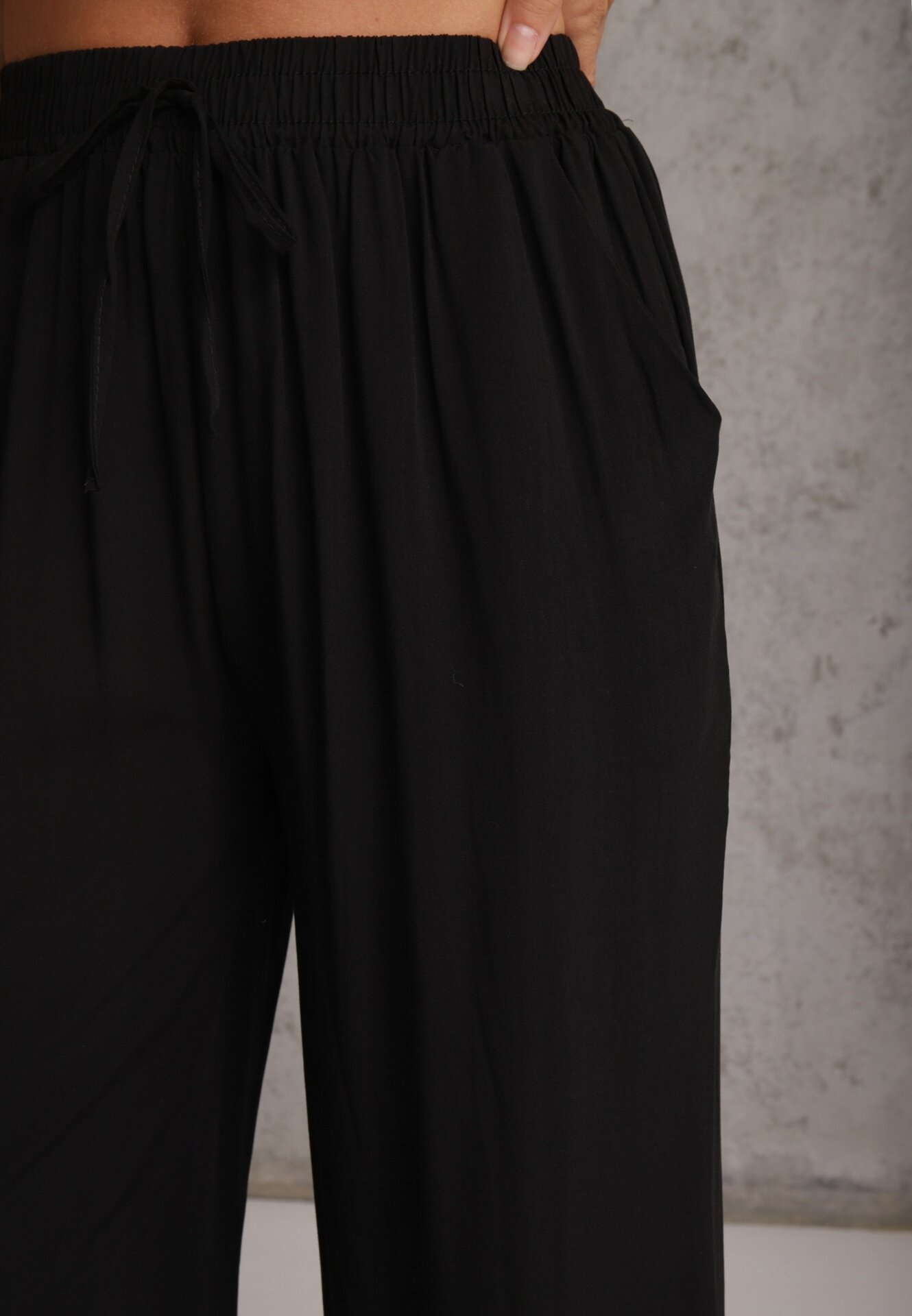 defox Pantaloni Negri din Bumbac Tip Palazzo cu Elastic în Talie Fieana