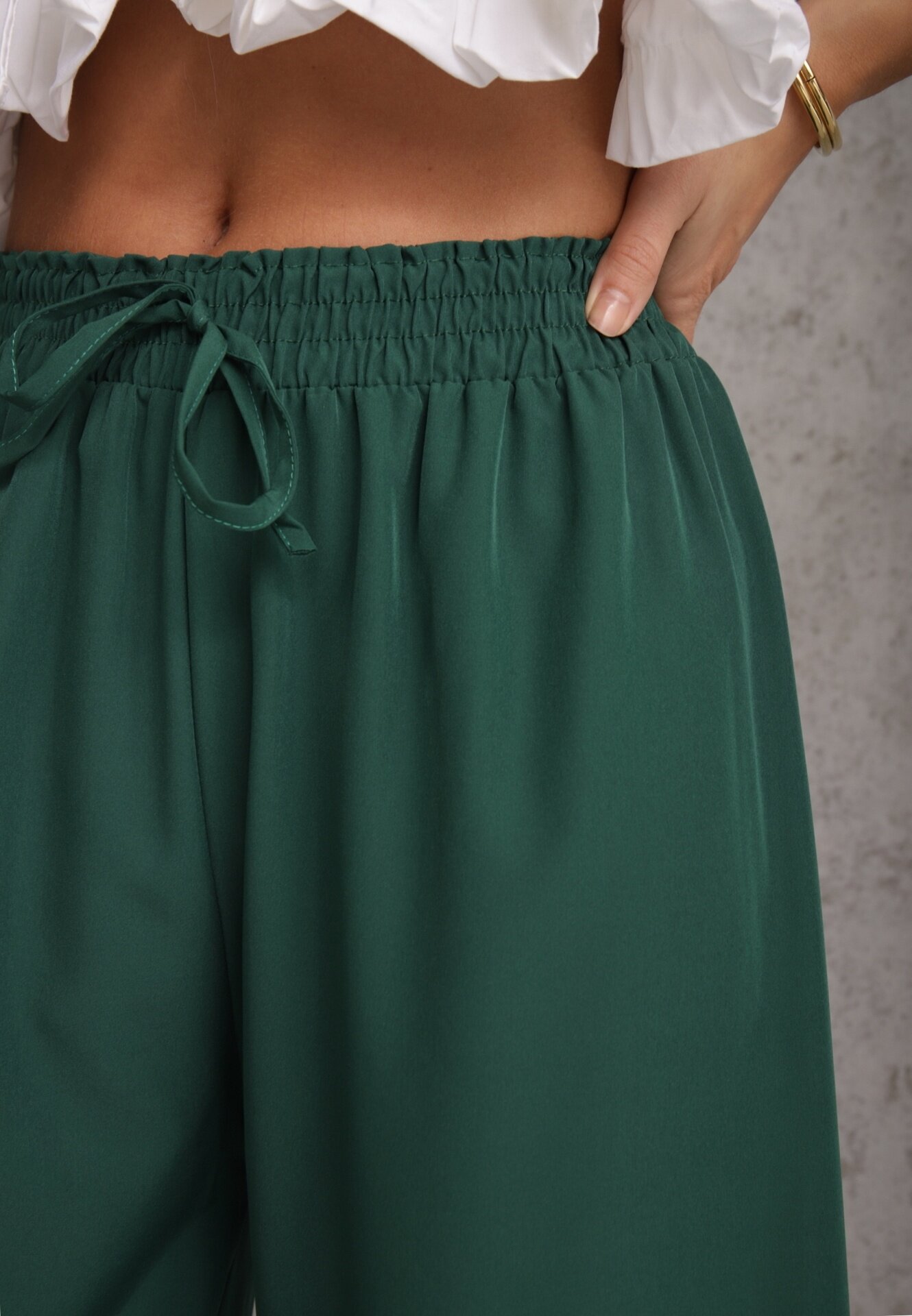 defox Pantaloni Verde închis Talie înaltă cu picioare largi din viscoză finisați cu elastic în talie Crisantas