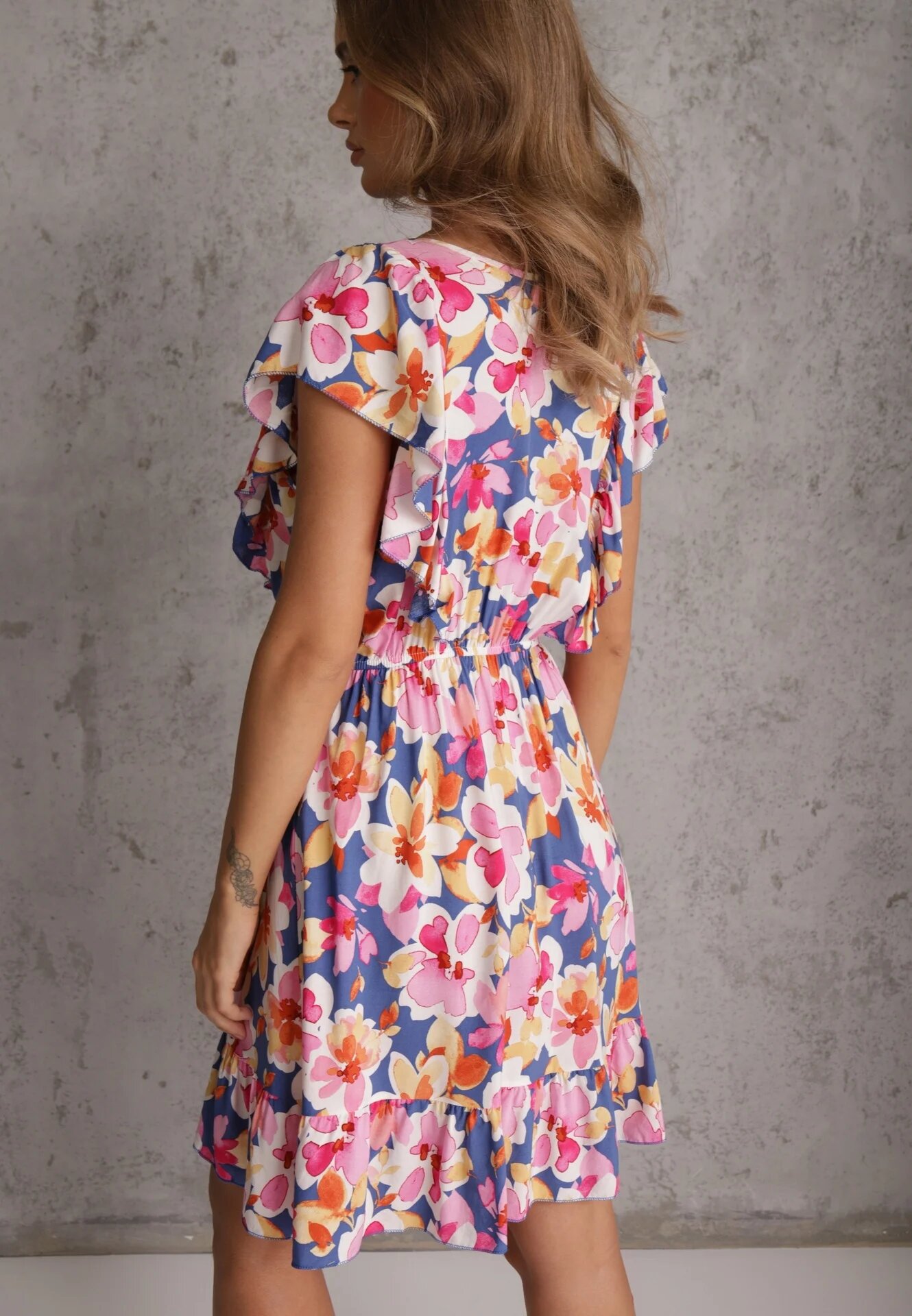 defox Rochie Albastru-Roz Cambrată Din bumbac Florală cu volane la umeri cu elastic în talie Nelova