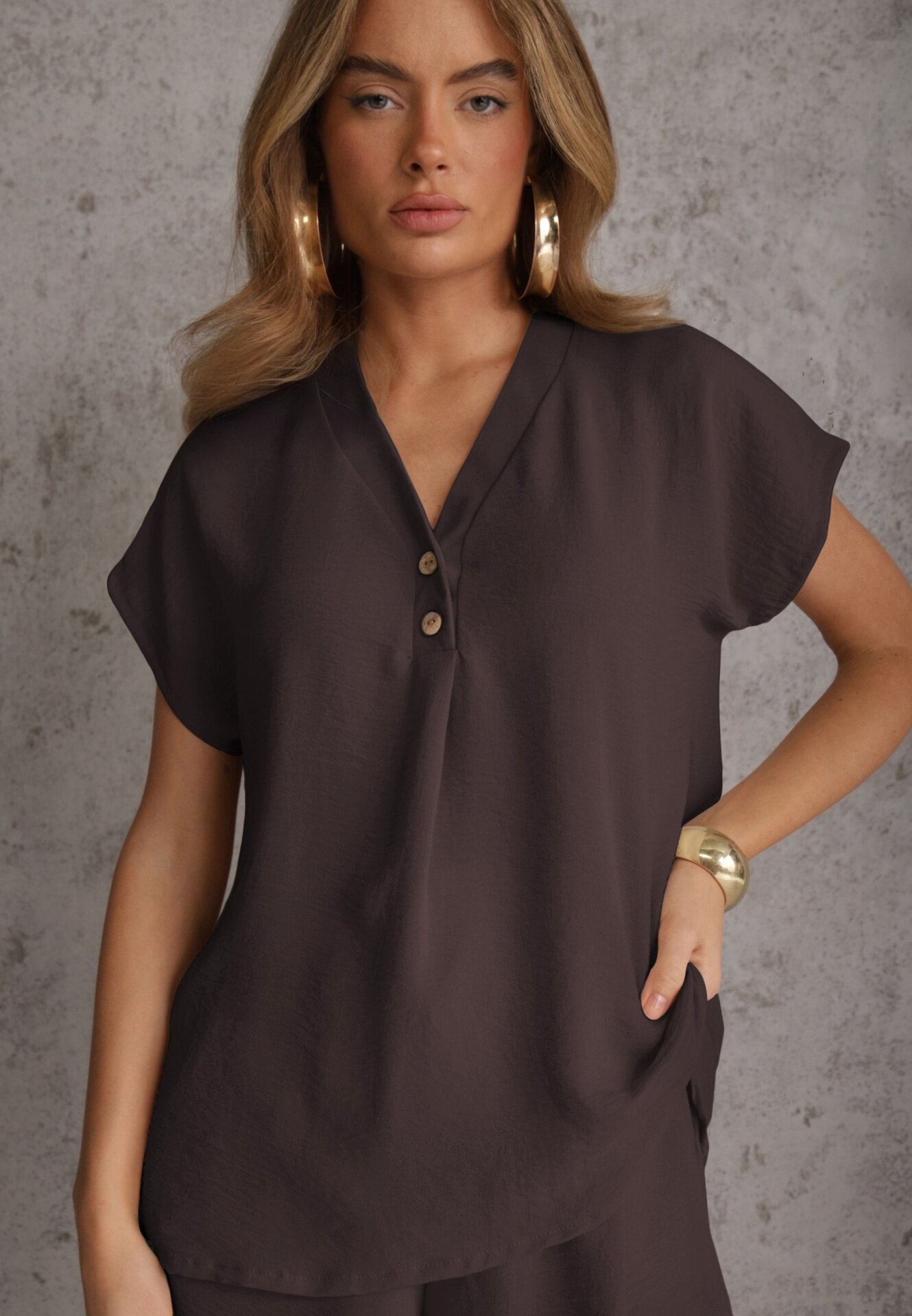 defox Set Gri închis cu Vâscoză Tricou cu Nasturi Decorativi și Pantaloni scurți Niterela
