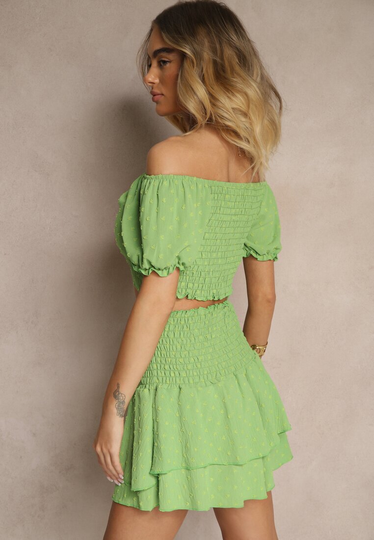 defox Set Verde deschis cu gofrare decorativă Fustă-Pantaloni scurți și Bluză tip Carmen Sarilessa