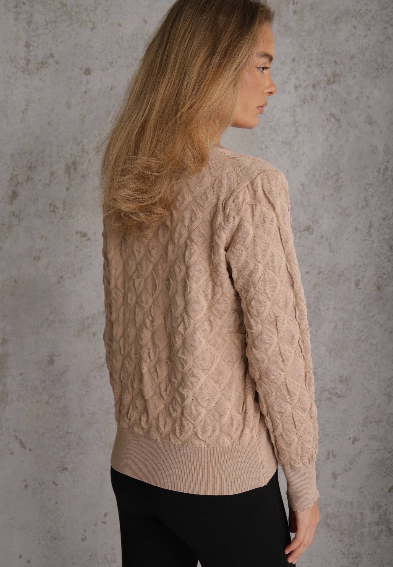 elsa.m by may Cardigan bej cu nasturi decorativi și borduri elastice Zymira