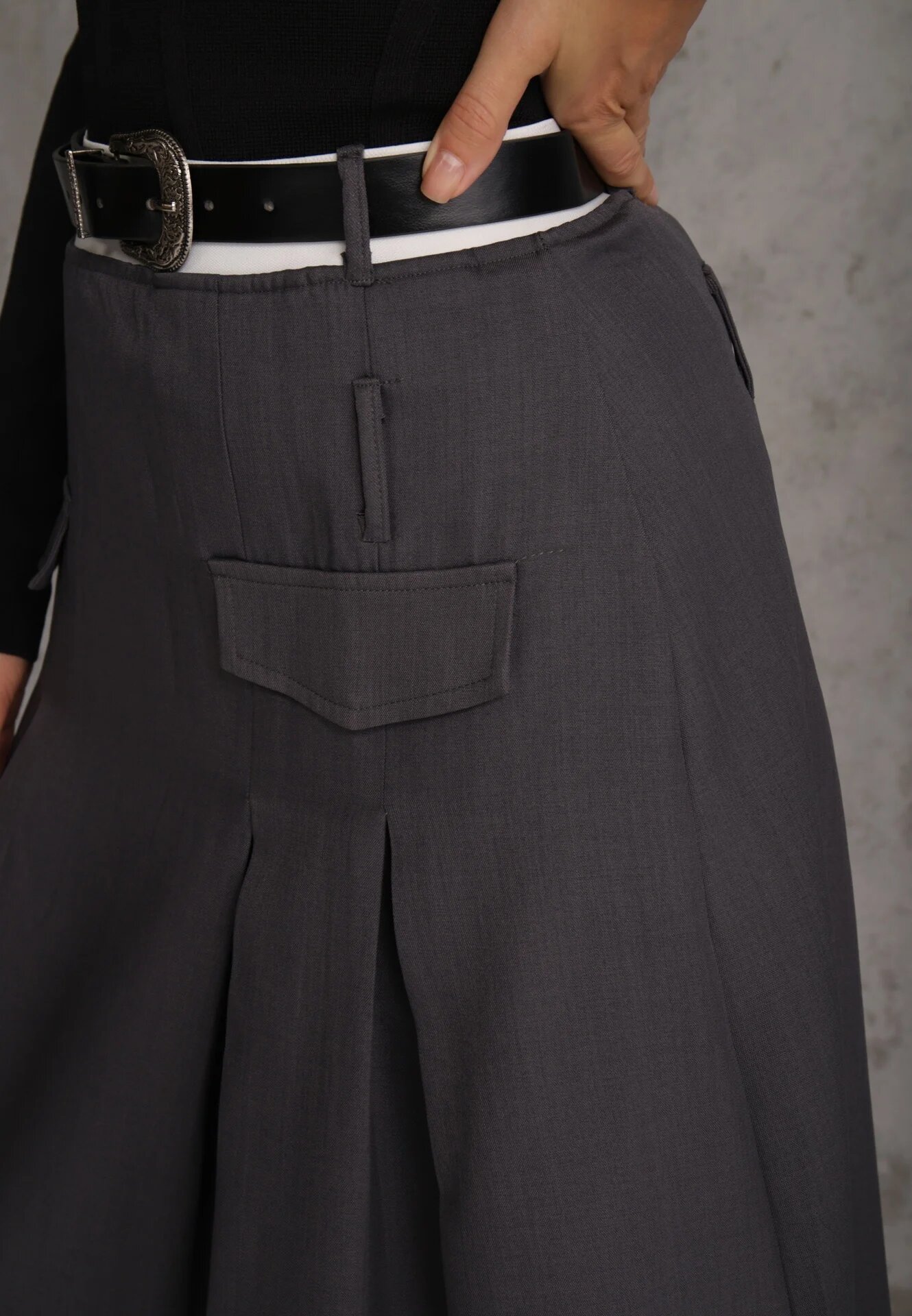 elsa.m by may Fustă Gri High Waist cu Pliuri Finisată cu Imitație Buzunare și Curea Evilenes