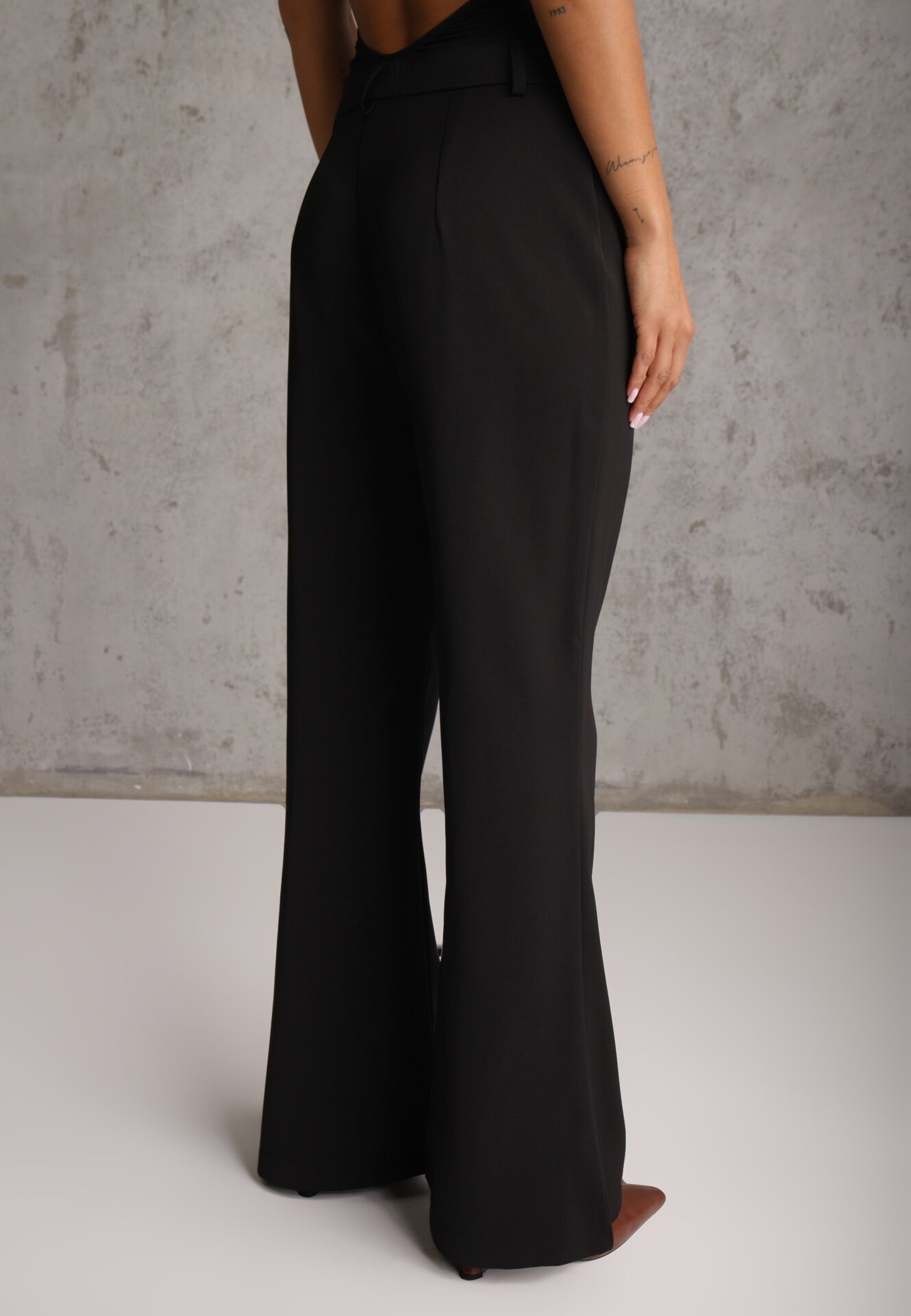 elsa.m by may Pantaloni Casual Negri Evazați cu Talie Înaltă Uinna