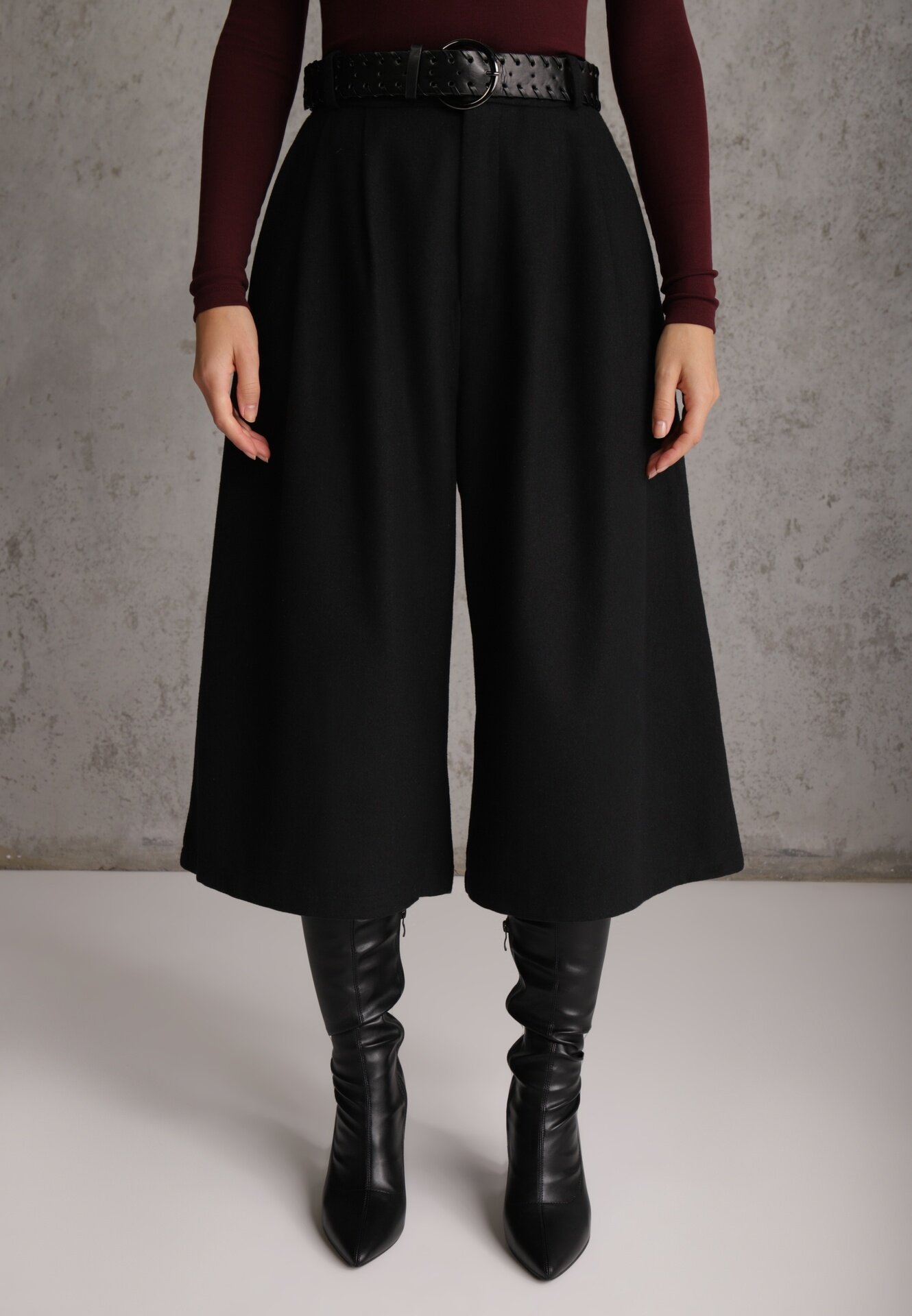 elsa.m by may Pantaloni culottes casual din vâscoză și bumbac cu curea cu cataramă Jumorla Negri