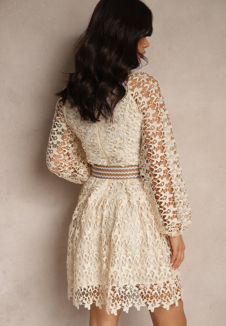 elsa.m by may Rochie Bej deschisă cu centură Monilla
