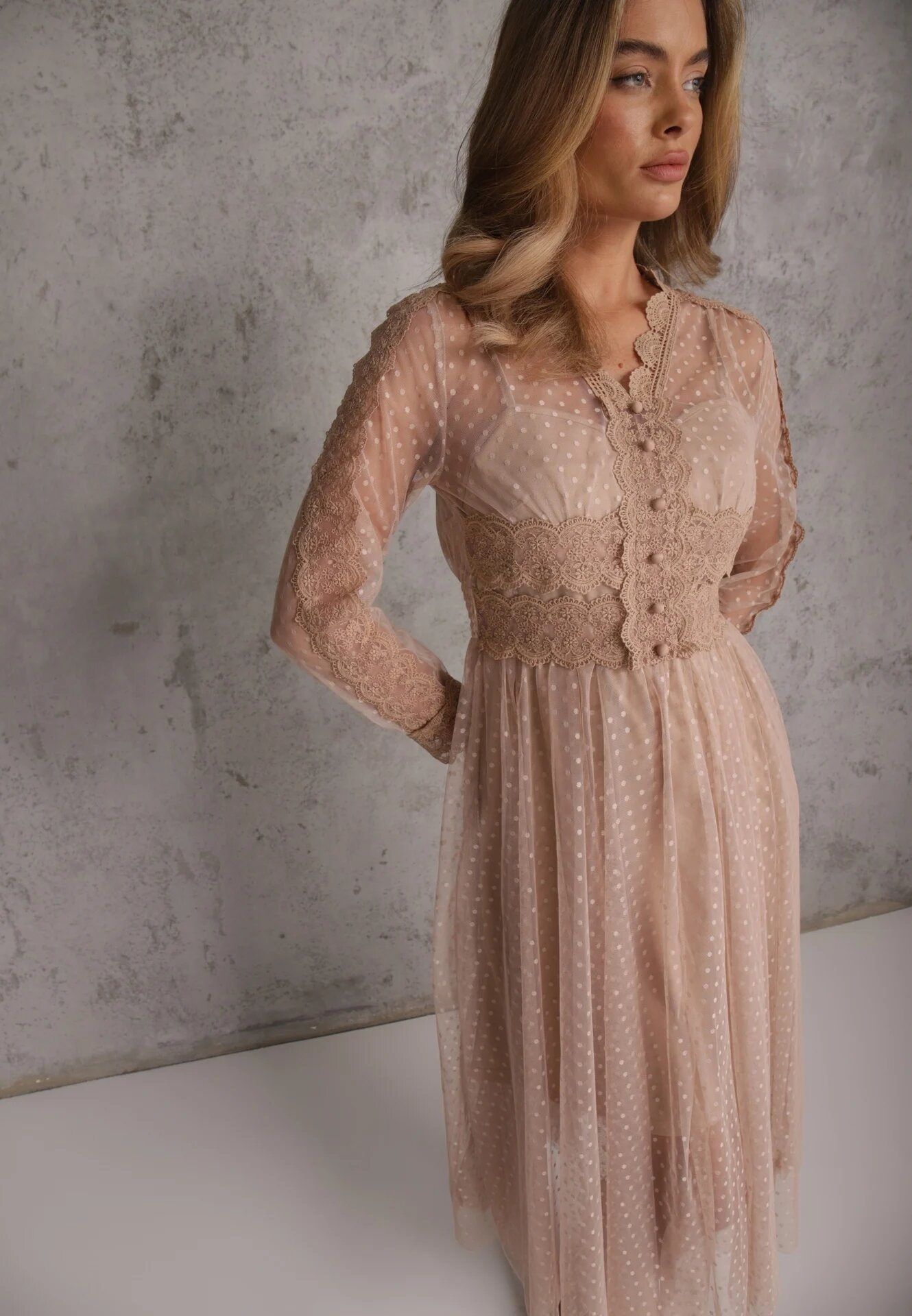 elsa.m by may Rochie bej evazată midi din tul cu dantelă Rislaine