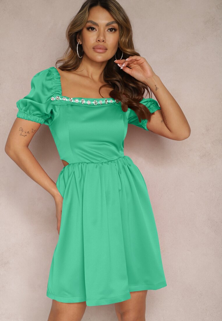 elsa.m by may Rochie Cloche Mini Verde cu Decupaje Laterale și Strassuri pe Decolteu Erelasia