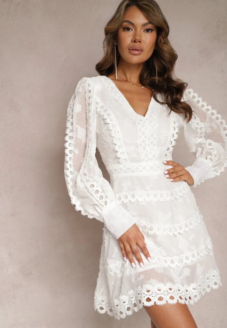 elsa.m by may Rochie Mini Brodată Albă cu nasturi și inserții ajurate Albastra
