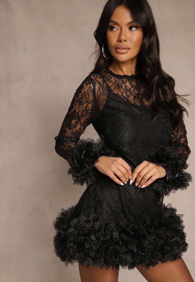elsa.m by may Rochie mulată din dantelă de cocktail neagră cu aplicații din tul Kretalia